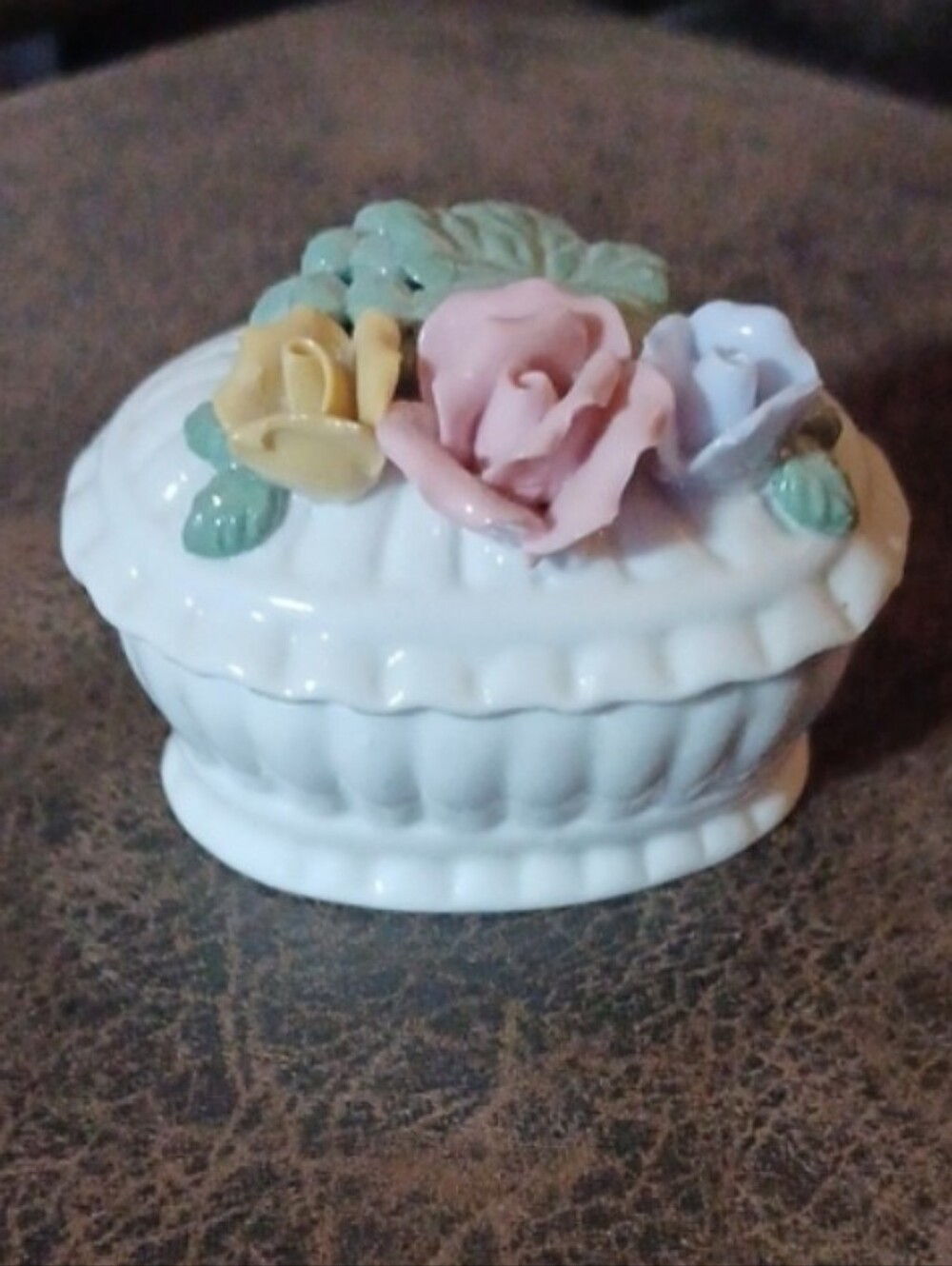 4/$30 White Oval Trinket Box with Pastel Floral Lid